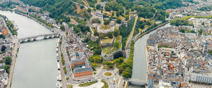 Namur Vue aérienne de Namur, confluence de la Sambre et de la Meuse